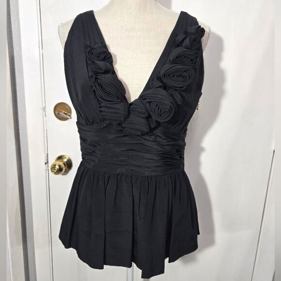 Kate Spade New York NICOLA top In Black NWT Sz 6 100% Silk Floral Neckline - Picture 1 of 15